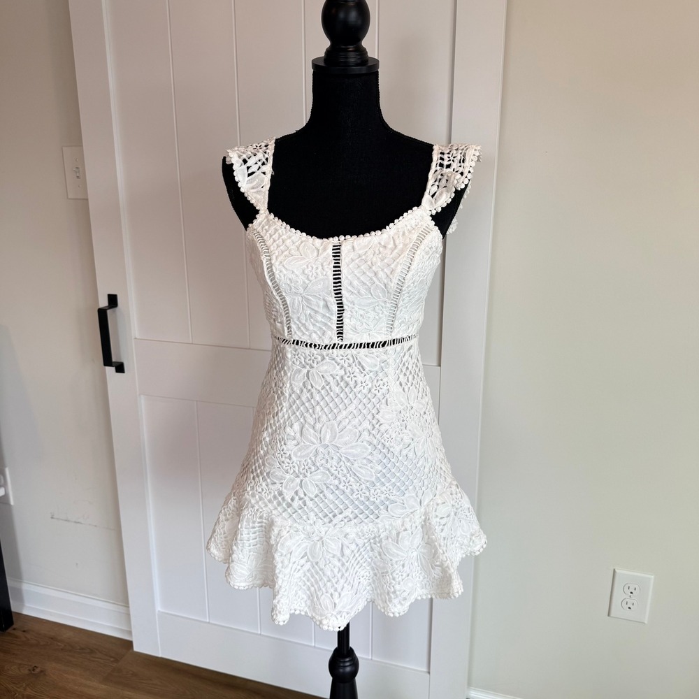 Hello Molly White Crochet Lace Mini Dress Sleeveless Ruffle Hem XS Coquette Soft